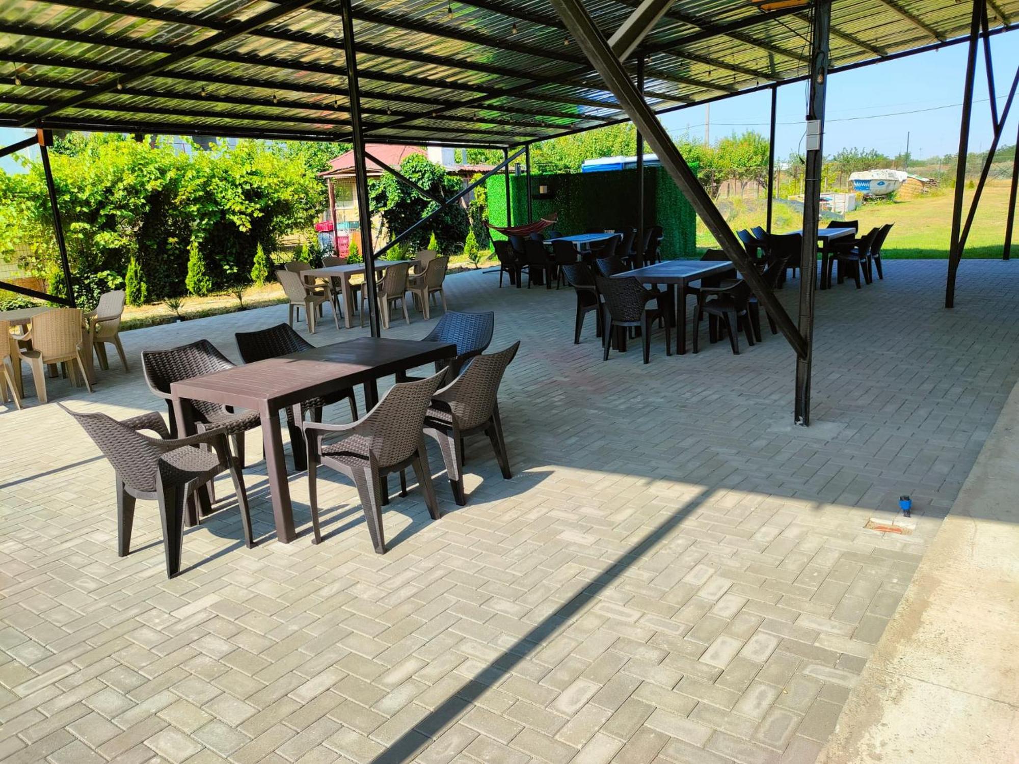 Vila Karen Navodari Luaran gambar